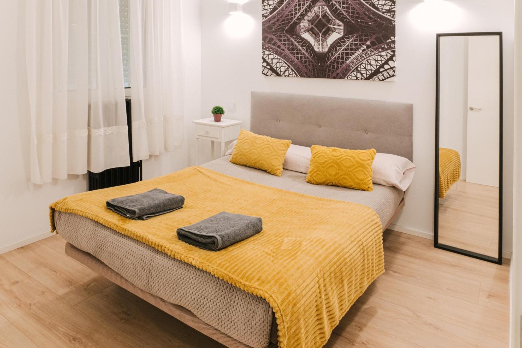 Lujoso Y Amplio Apartamento Con Parking Incluido León Exterior foto